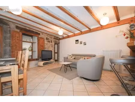 t2 location 50 m2 meublé annecy – vieille ville – faubourg sainte-claire