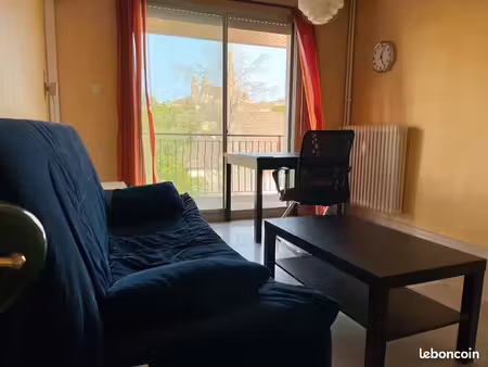 loue meublé 380euros chauffage compris