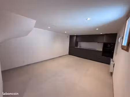 à louer – charmante maisonnette t3 entièrement rénovée à neuf – 67 m² – nangy (74380)