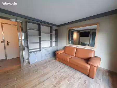 studio 1 pièce 26 m²