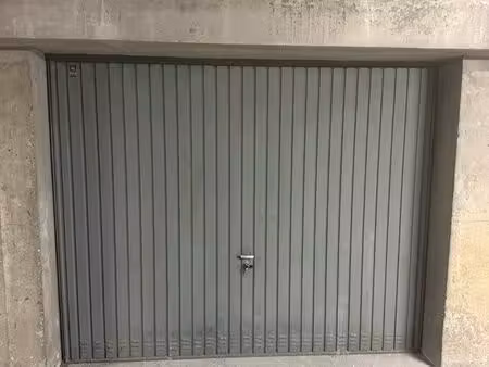 garage / box fermé