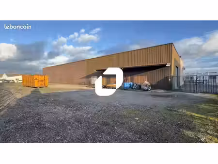 local d'activité 1 262 m²