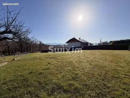 terrain 816 m² versonnex