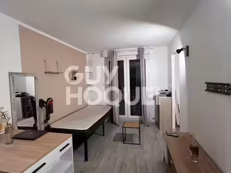 quartier la valsiere: t1 bis meuble 31.54 m2 + balcon + parking