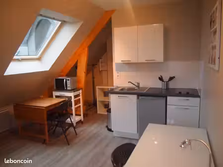 studio étudiant meublé