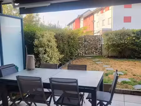 t2 rez de jardin