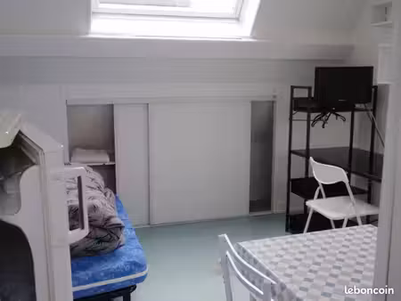 studio étudiant meublé