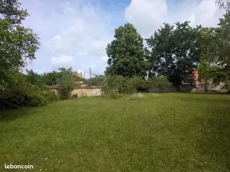 terrain 947 m² le châtelet-en-brie