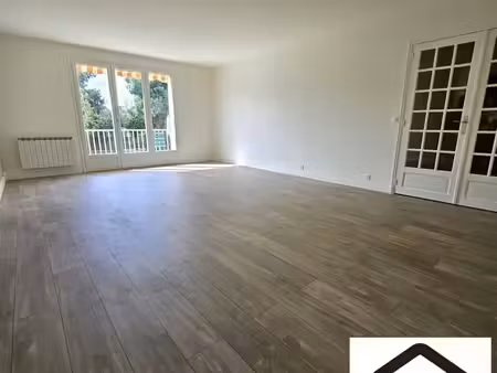 appartement 3 pièces 77 m²