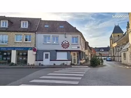 local commercial / surface commerciale à louer de 96m²