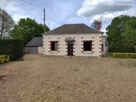 maison plain-pied de 136 m2 avec hangar 143 m2 à 5 minutes du centre-ville