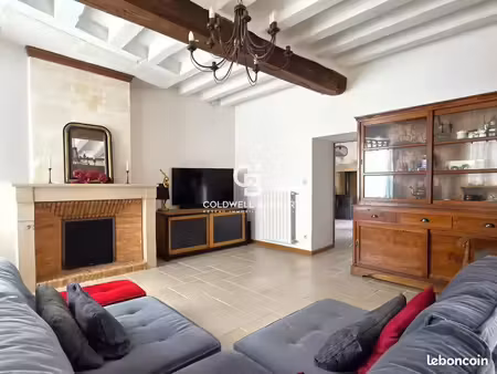 propriété 5 pièces 141 m²