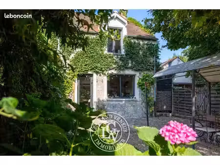 maison 5 pièces 85 m²