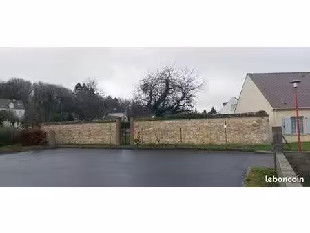 rare terrain à bâtir de 857 m² (divisible) – plein cœur de montigny-lencoup