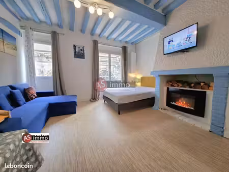 studio 1 pièce 29 m²