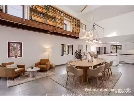 maison 6 pièces 235m2