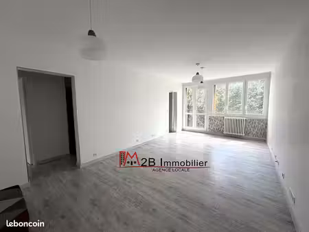appartement 3 pièces 64 m²