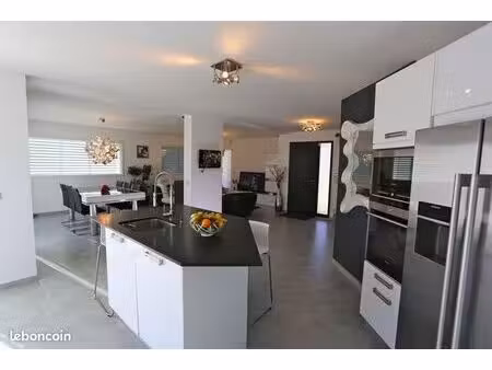 projet de construction d'une maison 105 m² avec terrain à larringes (74)