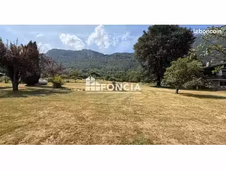 terrain constructible viabilisé à mercury – 724 m² constructibles