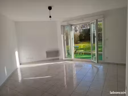 appart 45 m2 jardin 105 m2