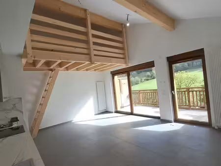 appartement au cœur du village de lullint3 avec mezzanine