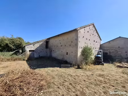 grange 3 pièces 265 m²
