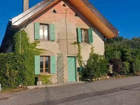 loue petite maison 62m2  2 niveaux