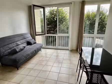 studio meublé - meudon la foret