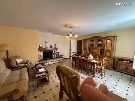 propriété 6 pièces 185 m²
