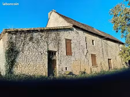 château 160 m² rom