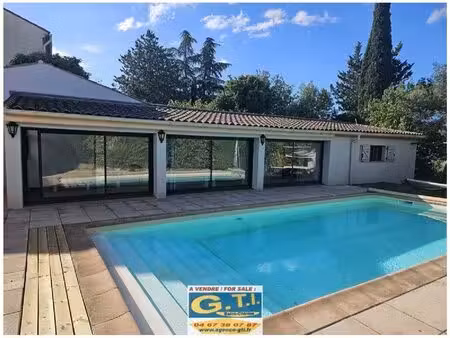villa - 169m ²