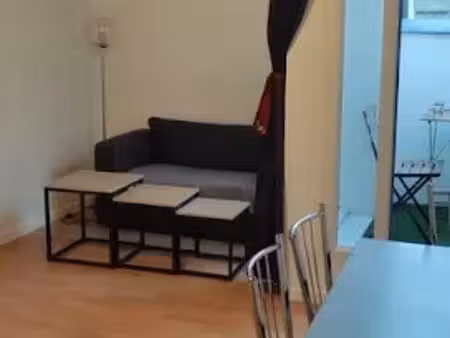 location meublée appartement 2 pièces 32 m² à bordeaux (33000)  890 €