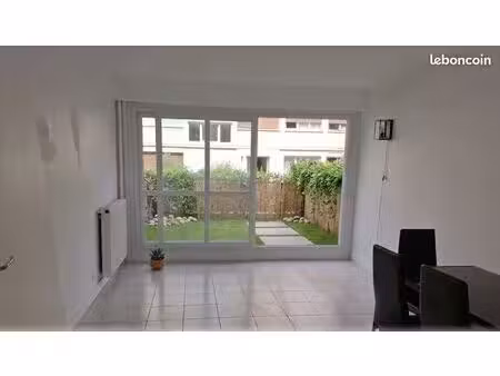 appartement lumineux 65 m² avec jardinet à chambourcy (78)