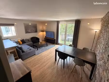appartement 3 pièces de 67 m² – lumineux  rénové – balcon – parking – élancourt (la clef s