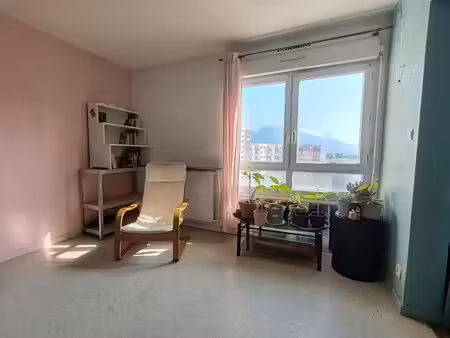 location appartement 2 pièces 50 m² à grenoble (38000)  640 €