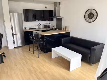 location meublée appartement 2 pièces 39 m² à montmagny (95360)  990 €