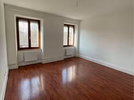location appartement 2 pièces 68 m² à mulhouse (68100)  550 €