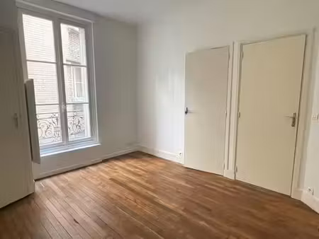 location appartement 1 pièce 16 m² à paris 12ème (75012)  537 €