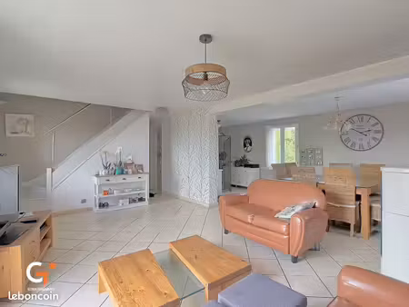 pavillon 5 pièces 103 m²