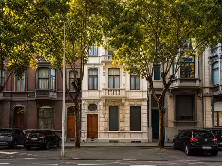 la maison elizabeth : une maison de maître au cœur de liège
