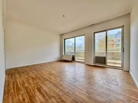 ! new ! churchill - studio de 40m² avec terrasse