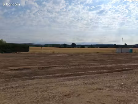 verdalle  terrain plat et viabilisé de 648 m²
