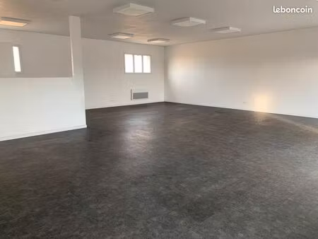local commercial 87 m2
