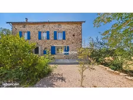 maison 4 pièces 150 m²