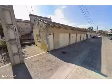 parking/box 1 pièce cavaillon