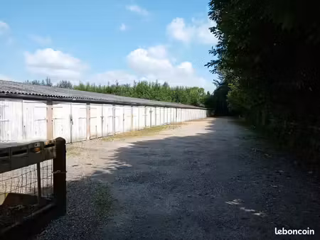 lot de 27 garages