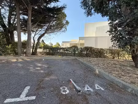 parking/box les sables d'olonne