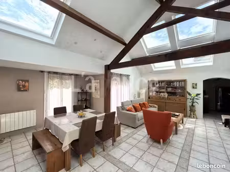 maison 7 pièces 142 m²