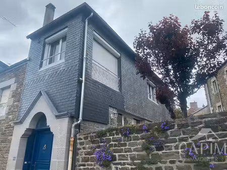 maison 10 pièces 334 m²