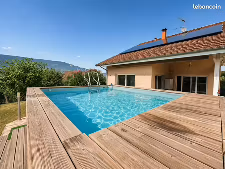 maison 4 pièces 140 m²